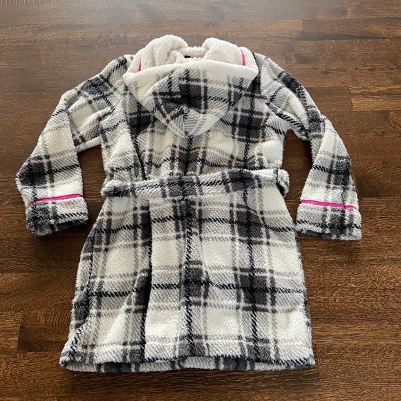 Bath Robe - Picture 2 of 2